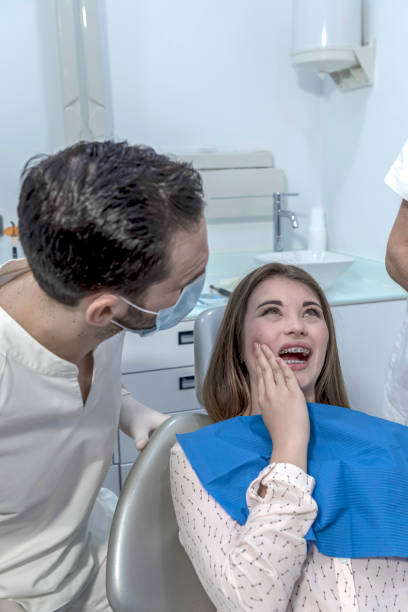 Best After-Hours Emergency Dentist in Arnold Line, MS