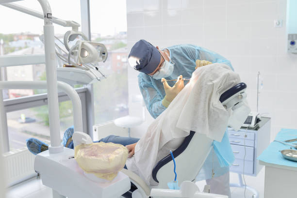 Best Weekend Emergency Dentist in Arnold Line, MS